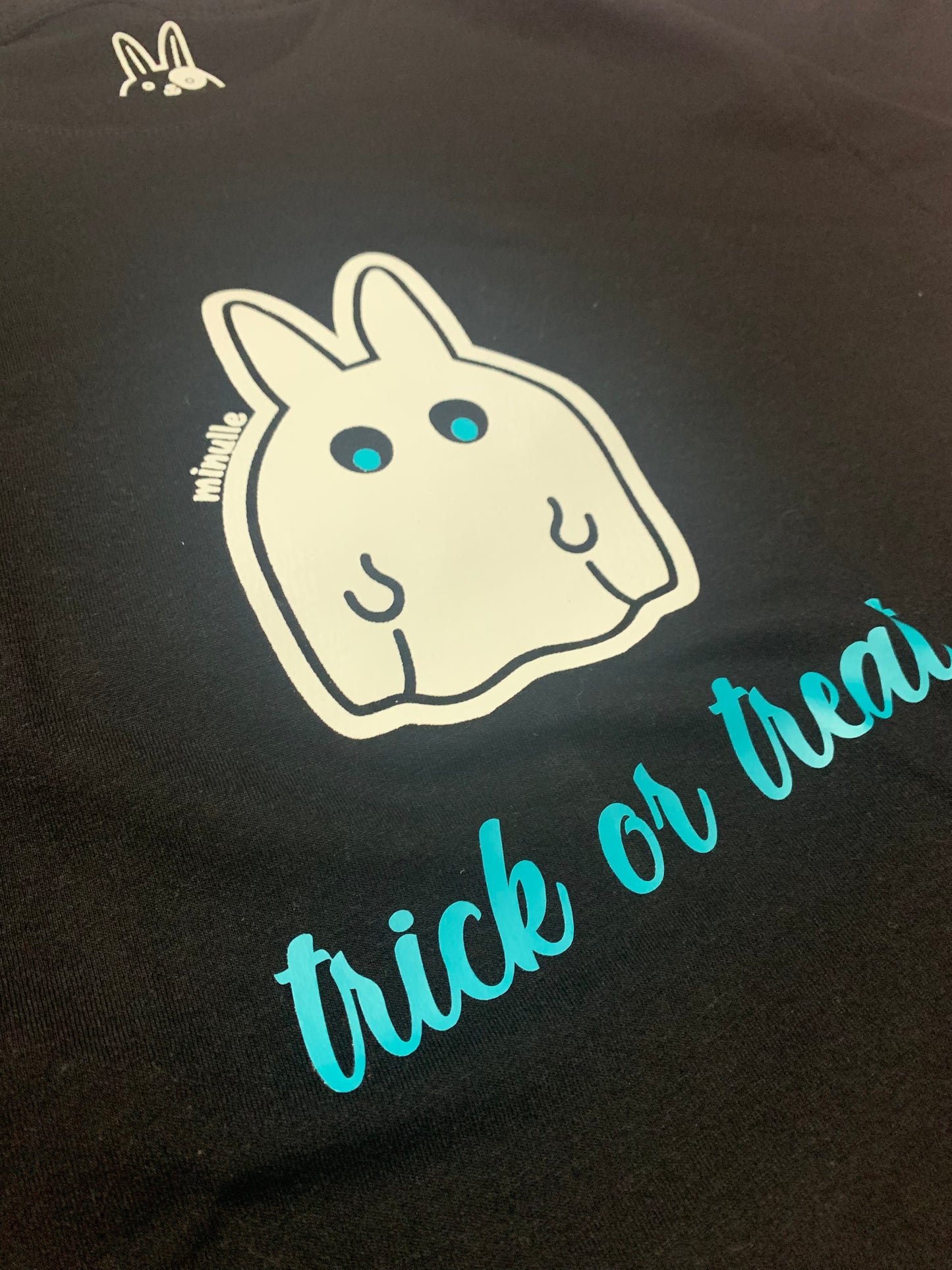 Playera fantasma brilla oscuridad
